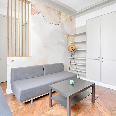 Liege - Saint-lazare, Location Very Apartment